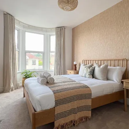 Tatil Evi Guestready - Fantastic 4 Bedroom In *