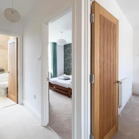 Tatil Evi Guestready - Fantastic 4 Bedroom In *
