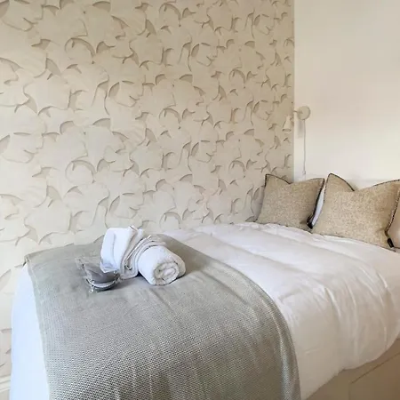 Guestready - Fantastic 4 Bedroom In Bristol